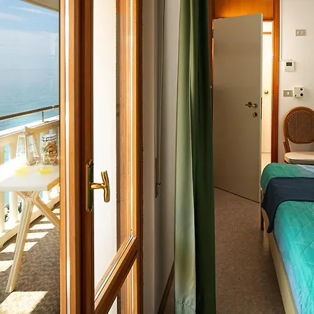 Marin Hotel
